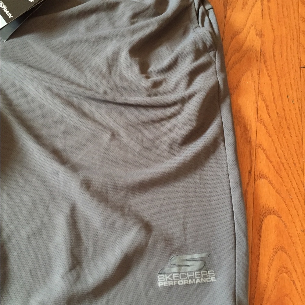 New mens Skechers Performance Shirt Gray NWT - Picture 3 of 3